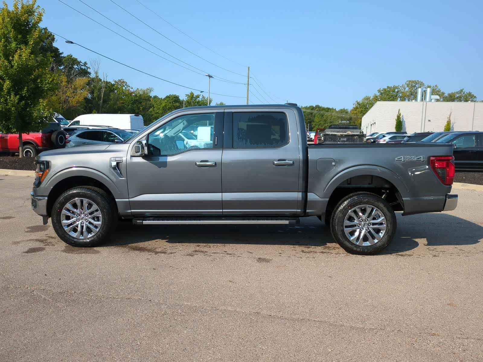 View vehicle photo 2