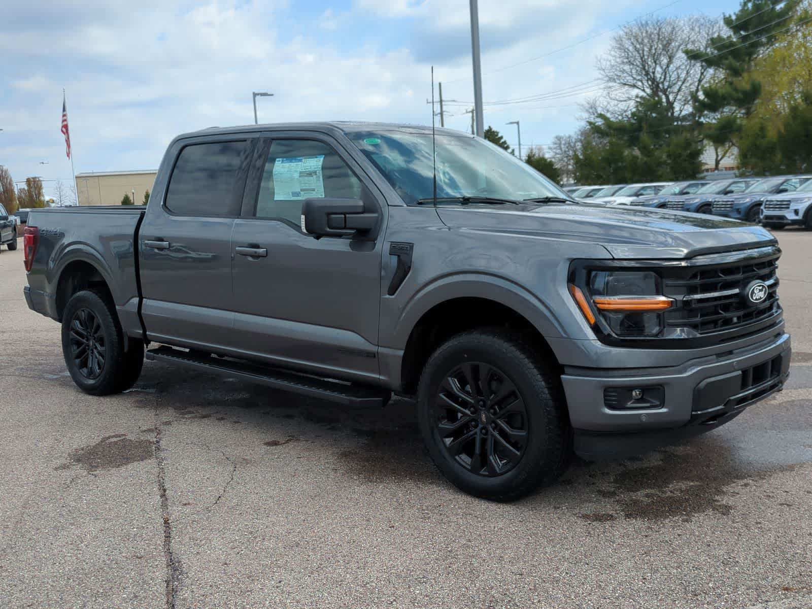 View vehicle photo 2