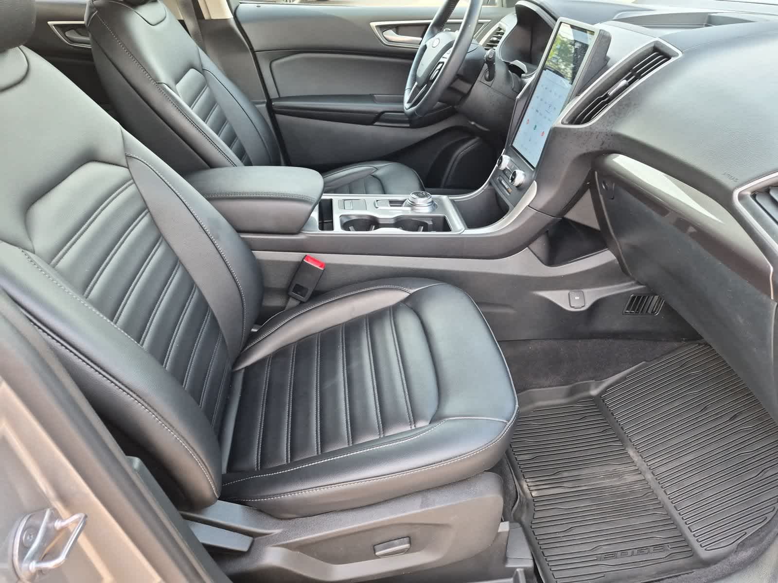 2023 Ford Edge