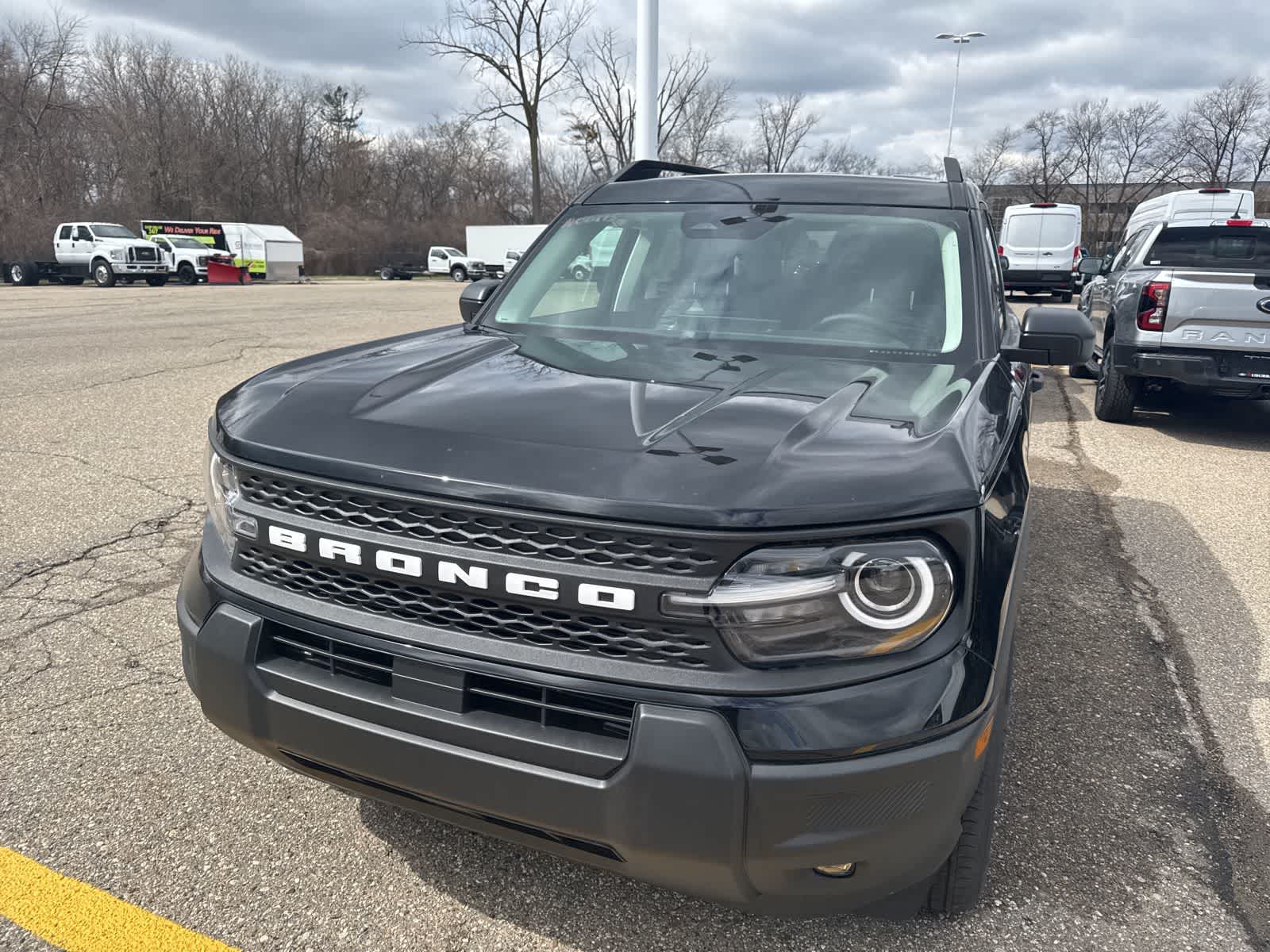 View vehicle photo 3