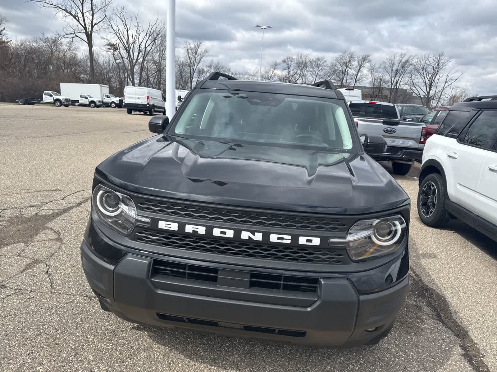 View vehicle photo 4