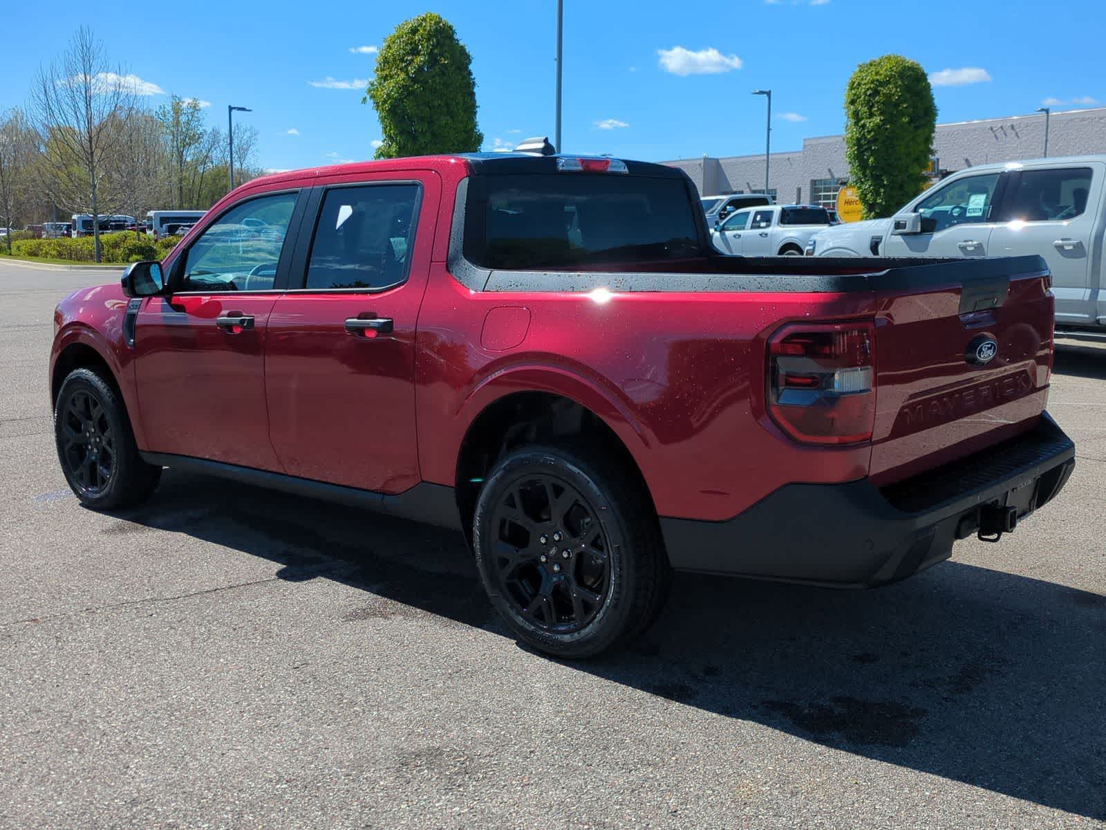 View vehicle photo 6