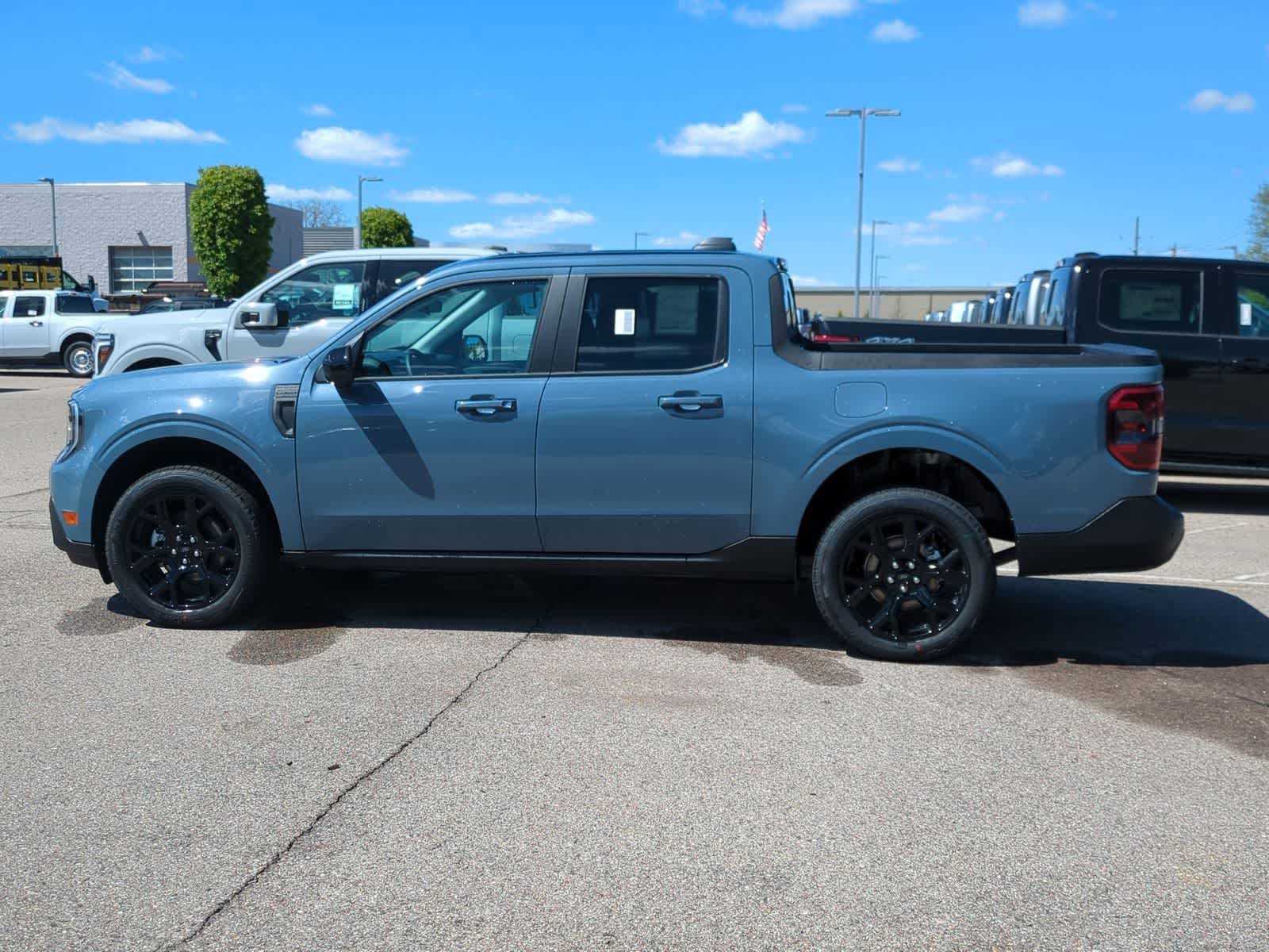 View vehicle photo 5