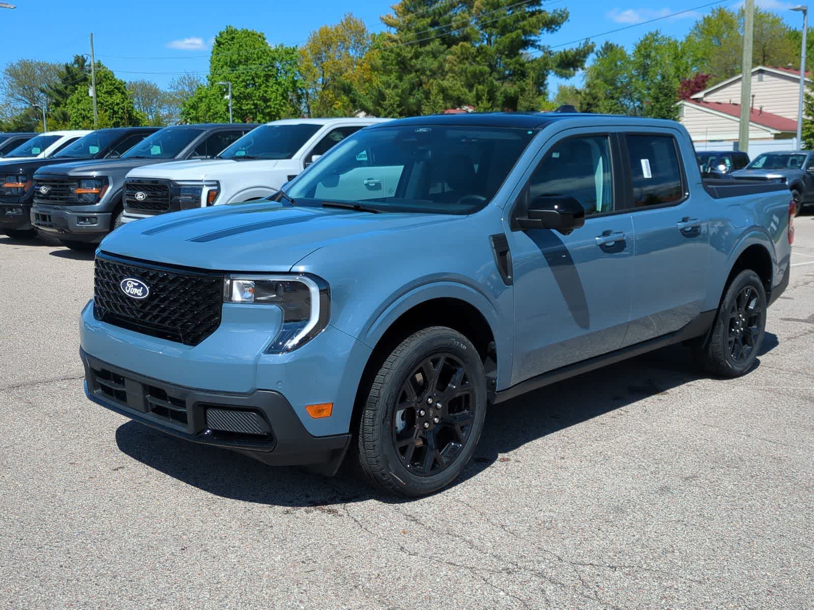 View vehicle photo 4