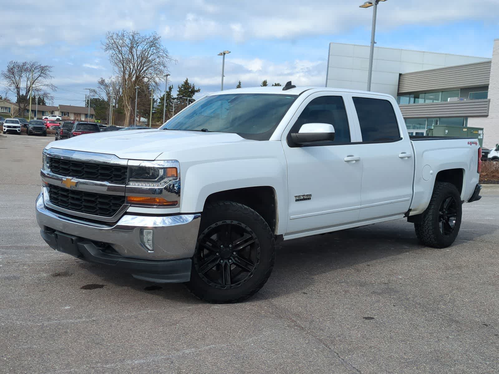2017 Chevrolet Silverado 1500 LT Crew Cab 4WD