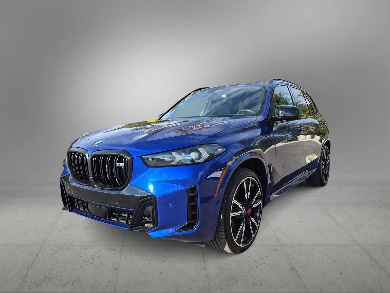 2024 BMW X5 M60i