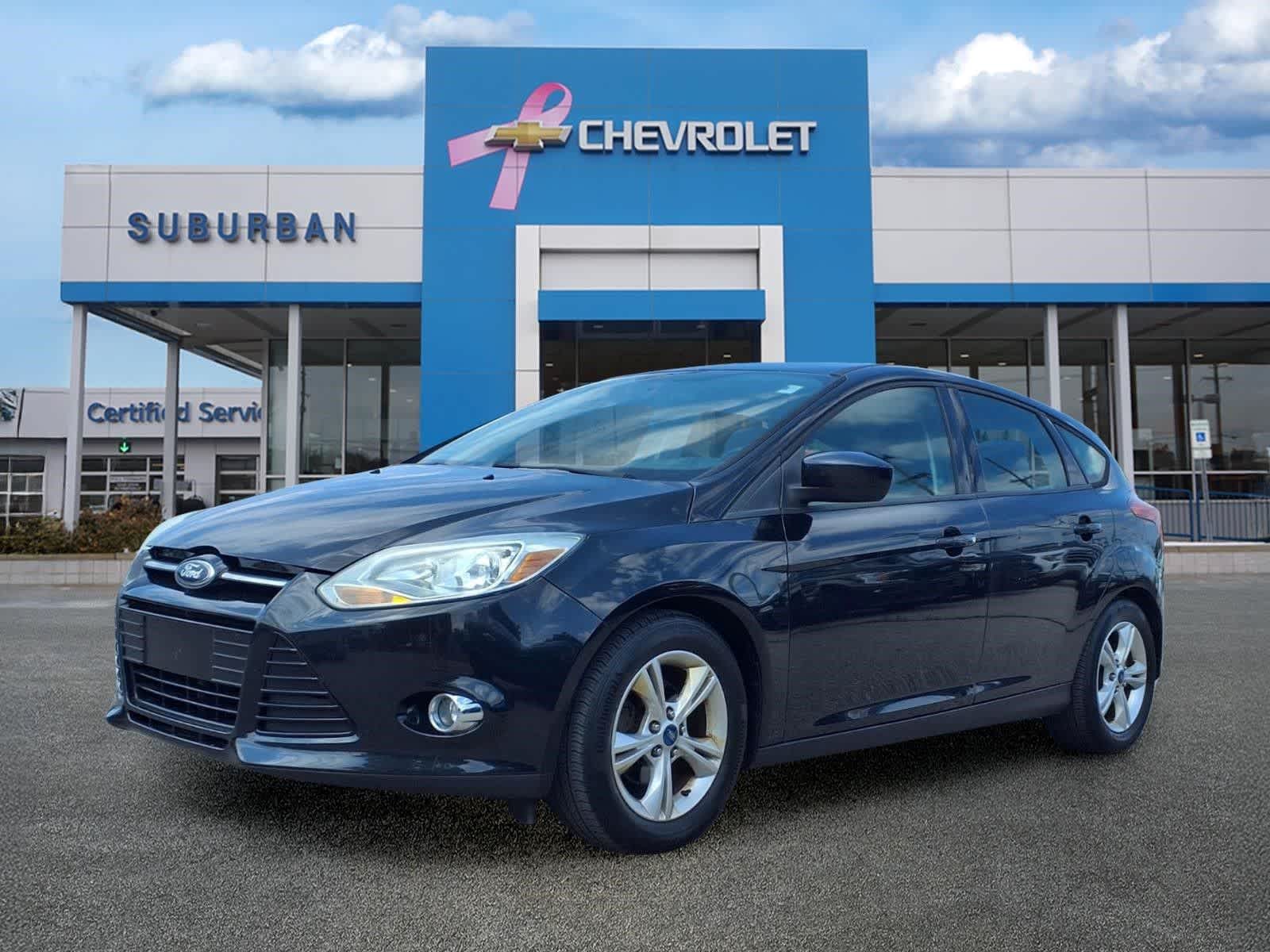 Tuxedo Black Metallic 2012 Ford Focus Hatchback Front-Wheel Drive 6-Speed Automatic