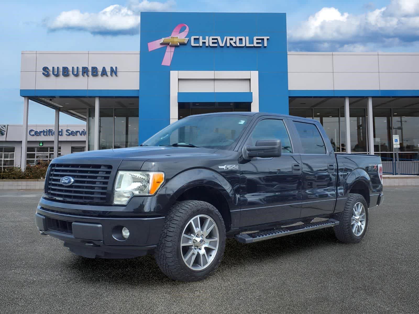 Tuxedo Black Metallic 2014 Ford F-150 Pickup Truck Four-Wheel Drive 6-Speed Automatic