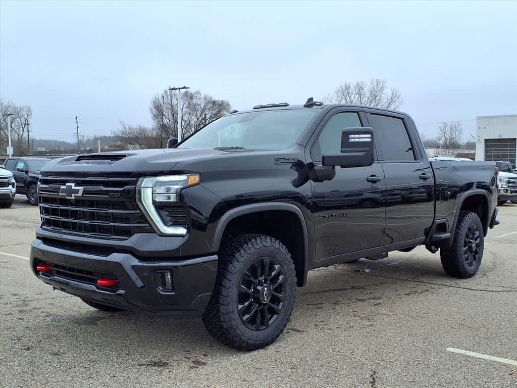 Black 2026 Chevrolet Silverado 3500HD LT Crew Cab 4WD Pickup Truck Four-Wheel Drive Automatic
