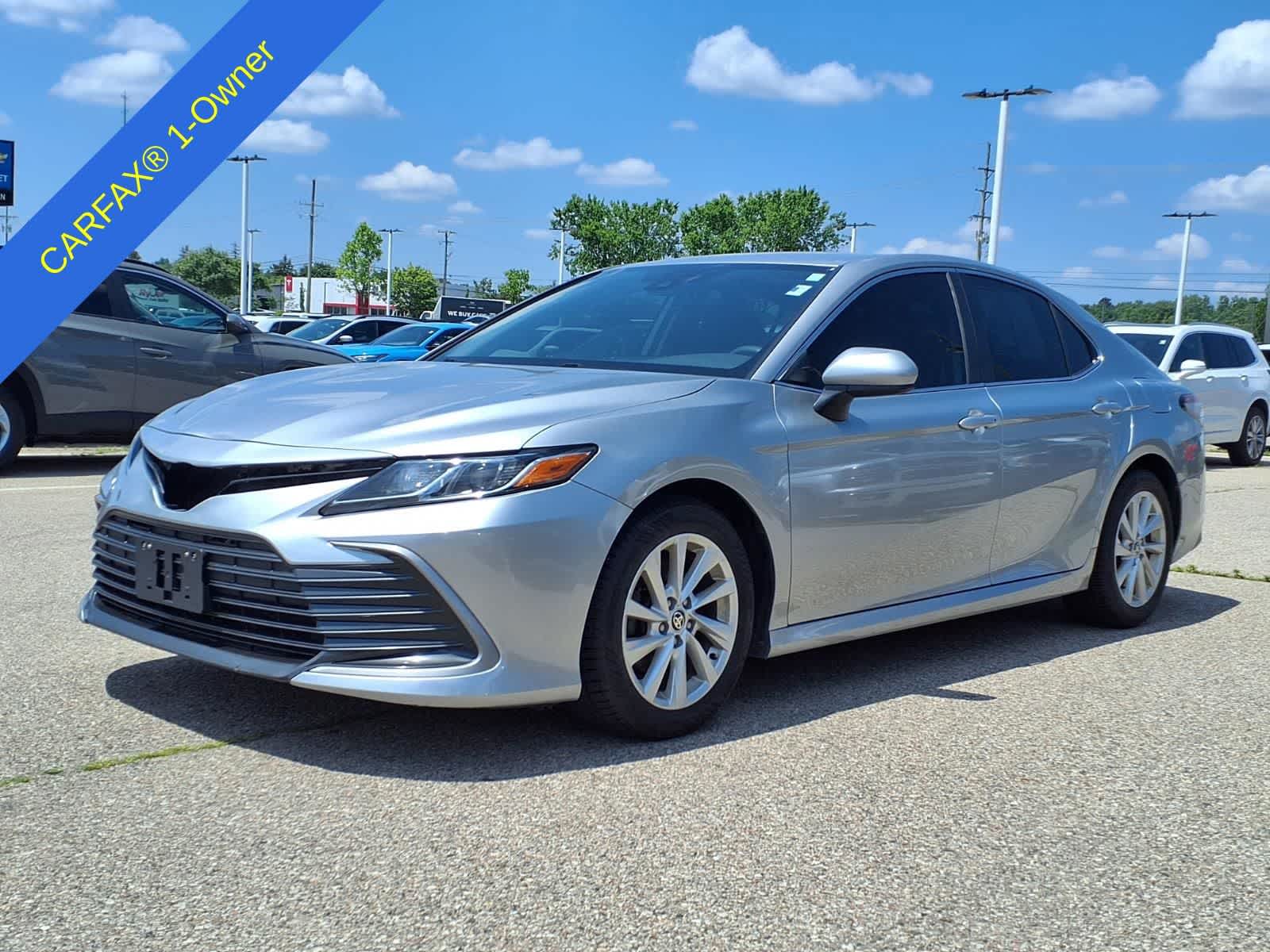 Celestial Silver Metallic 2021 Toyota Camry Sedan Front-Wheel Drive 8-Speed Automatic