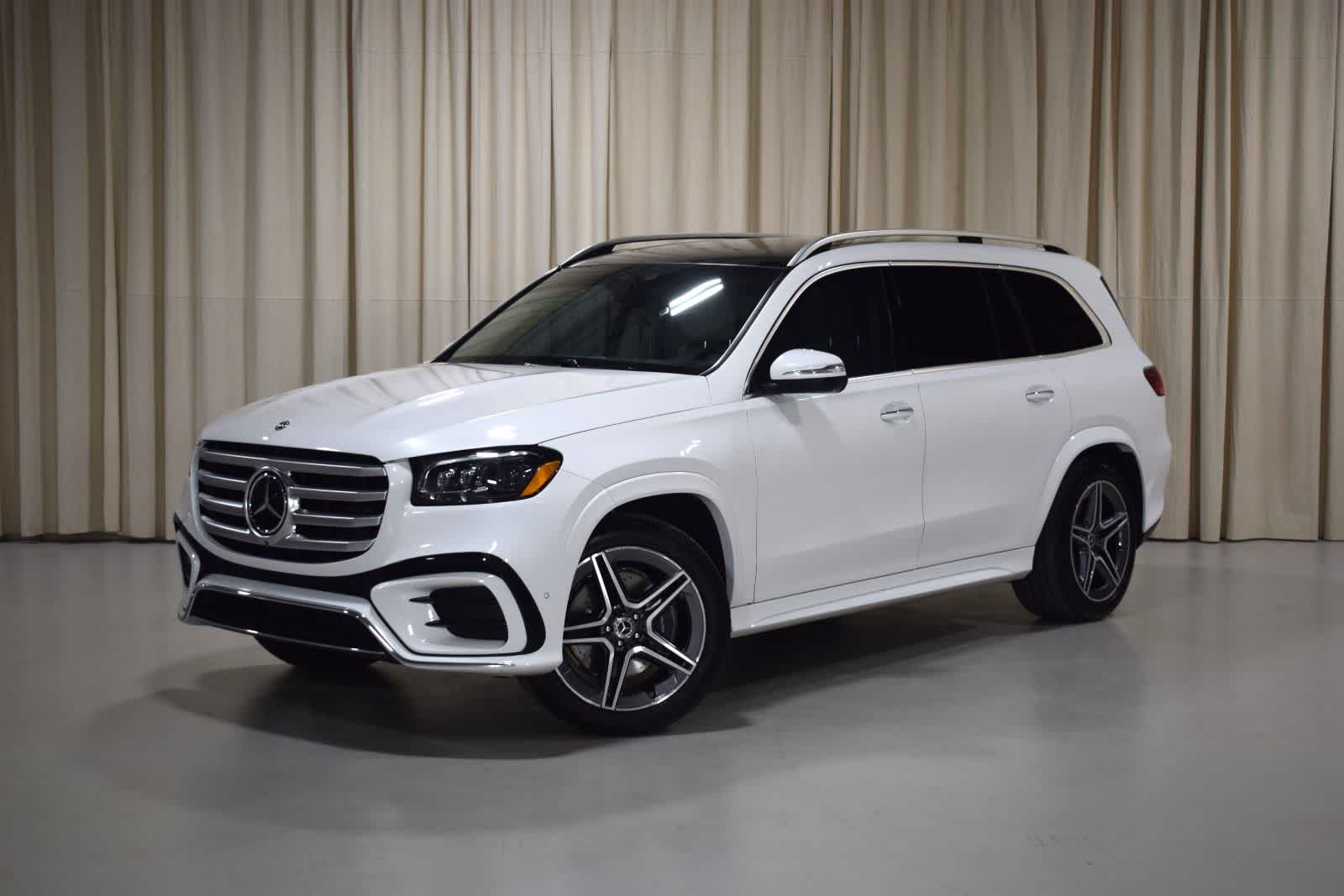 MANUFAKTUR Moonlight White Metallic 2025 Mercedes-Benz GLS 450 4MATIC SUV / Crossover All-Wheel Drive 9-Speed Automatic