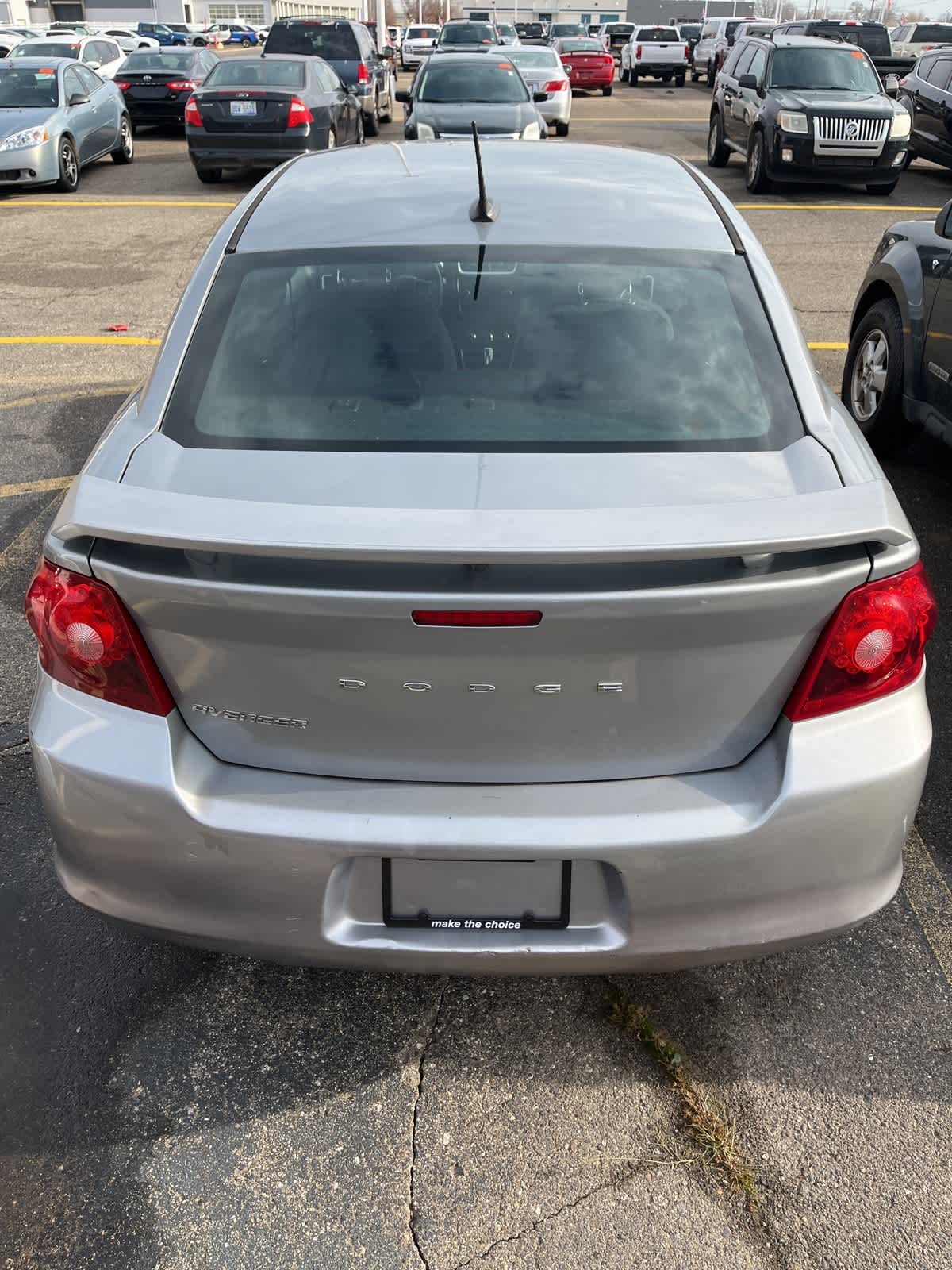 2014 Dodge Avenger SE 4