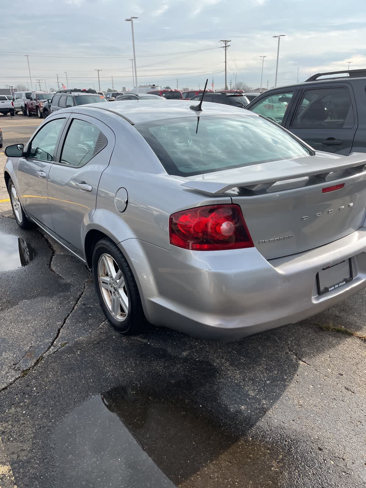 2014 Dodge Avenger SE 3