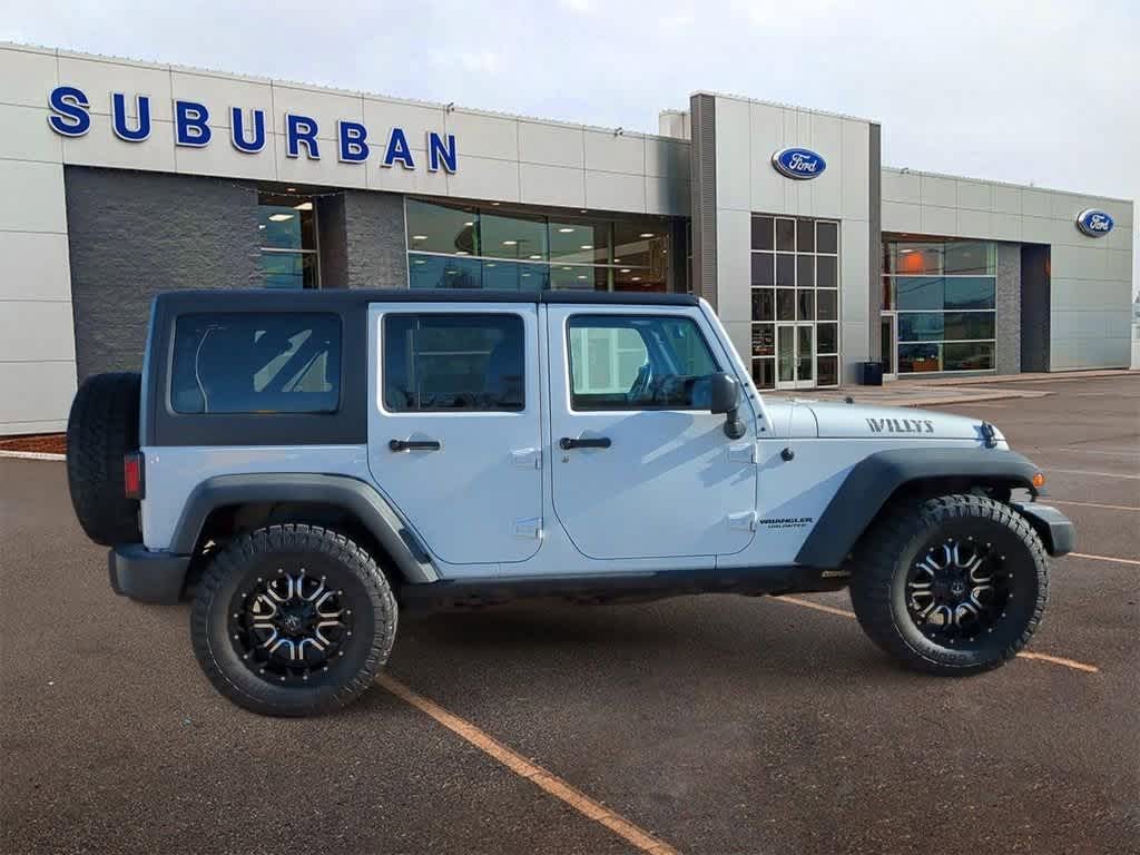 2016 Jeep Wrangler Unlimited Willys Wheeler 9