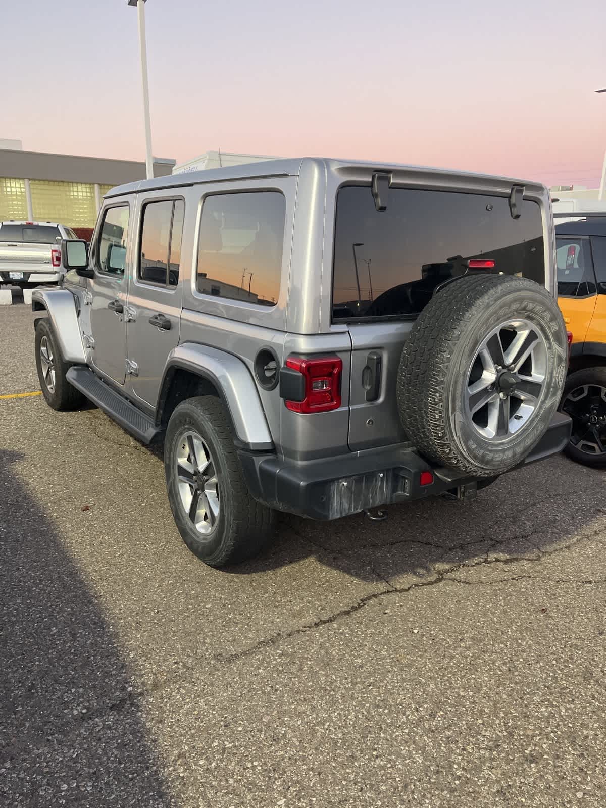 2018 Jeep Wrangler Unlimited Sahara 2