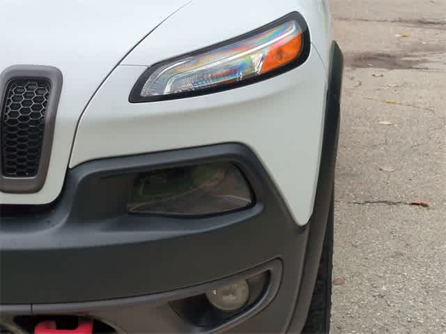 2016 Jeep Cherokee Trailhawk 11