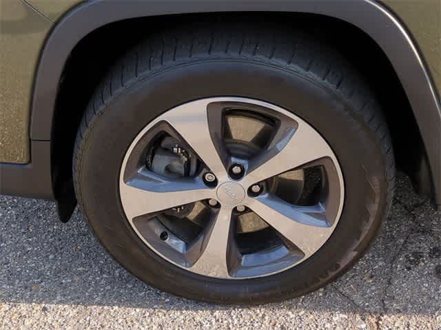 2019 Jeep Cherokee Limited 14