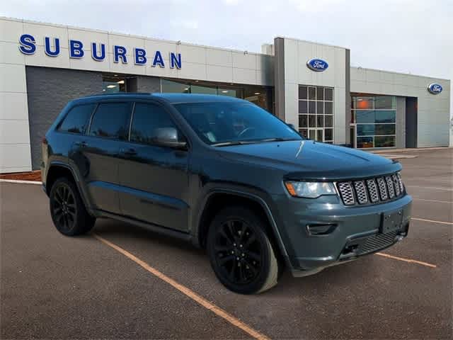 2017 Jeep Grand Cherokee Altitude 2