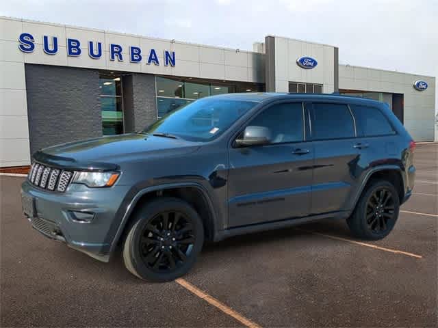 2017 Jeep Grand Cherokee Altitude 4