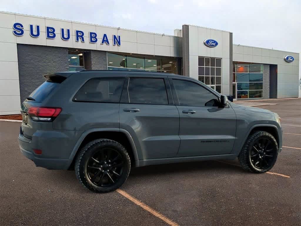 2019 Jeep Grand Cherokee Altitude 8