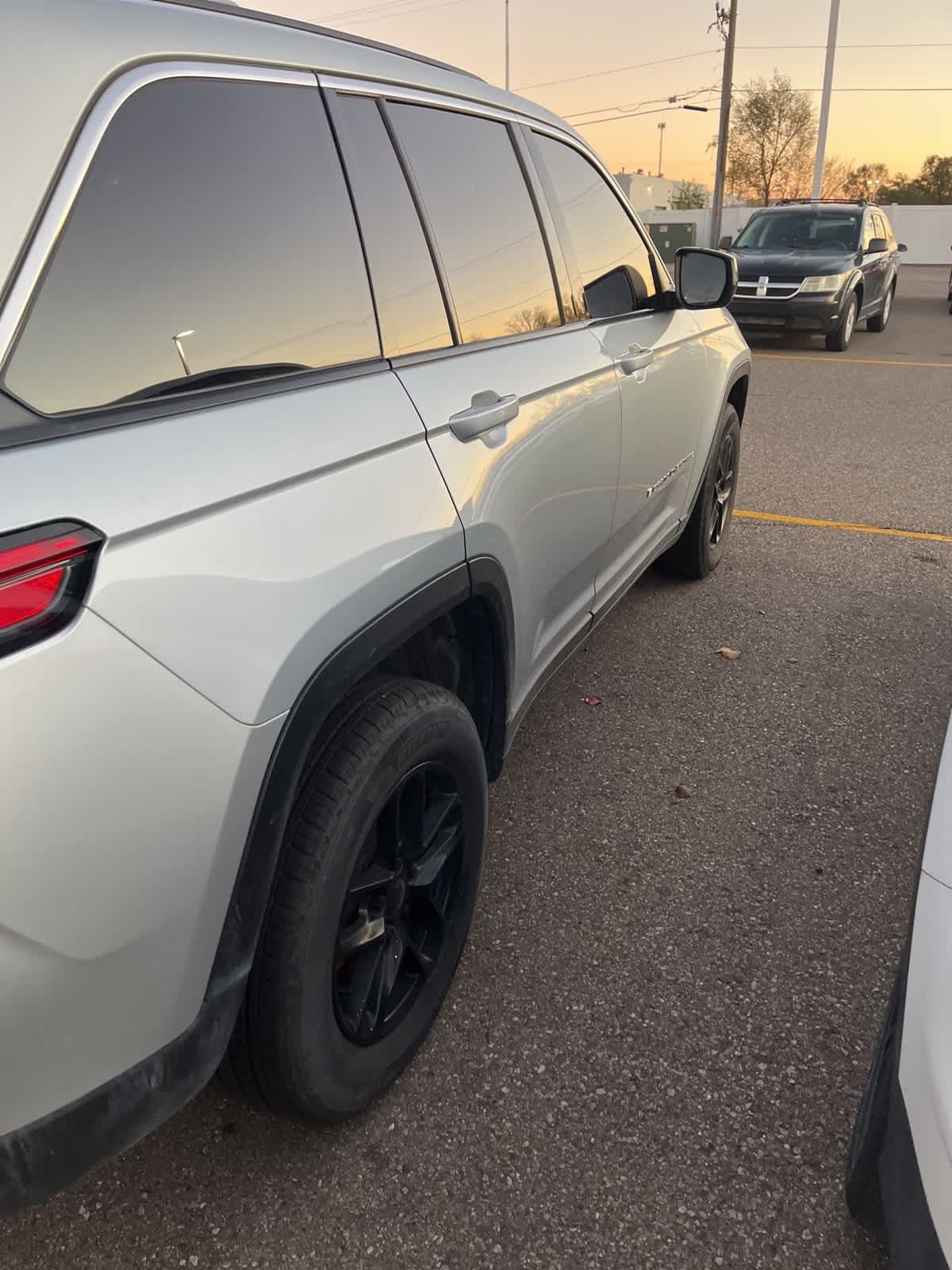 2023 Jeep Grand Cherokee Laredo X 6