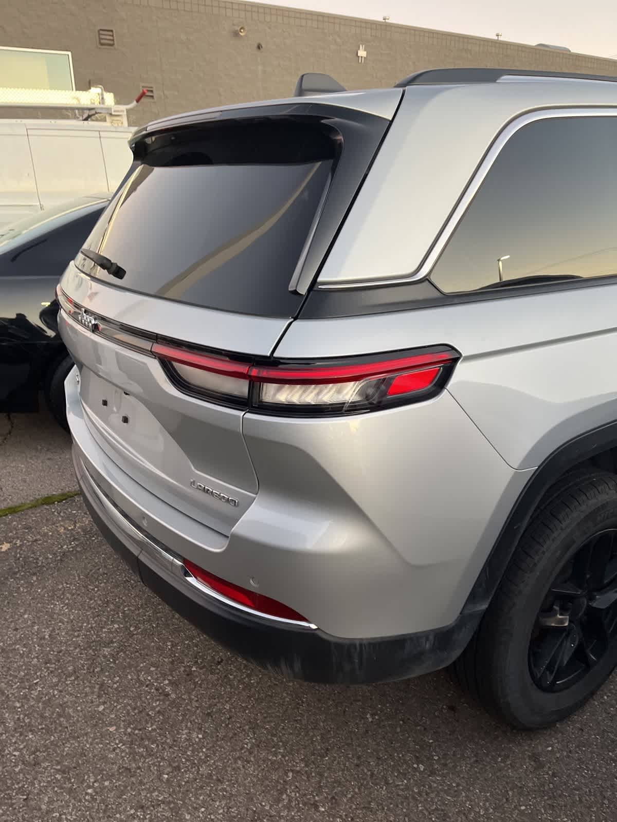 2023 Jeep Grand Cherokee Laredo X 5