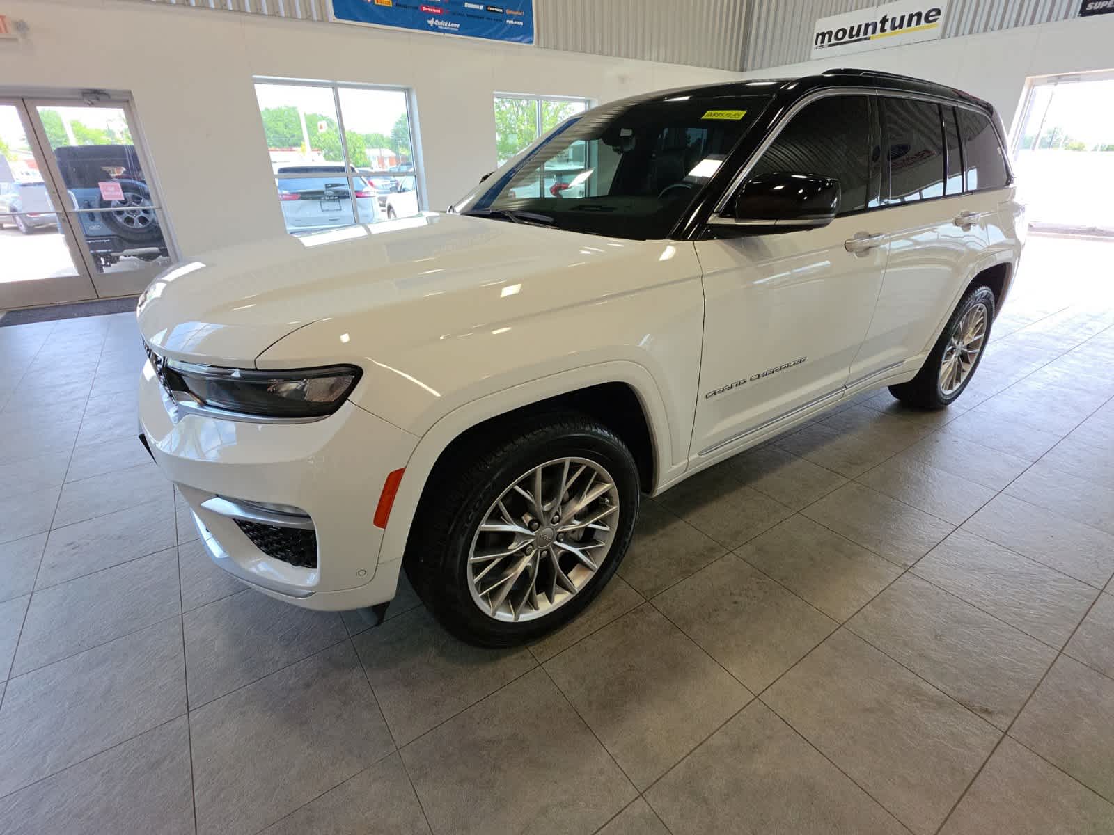 2024 Jeep Grand Cherokee Summit