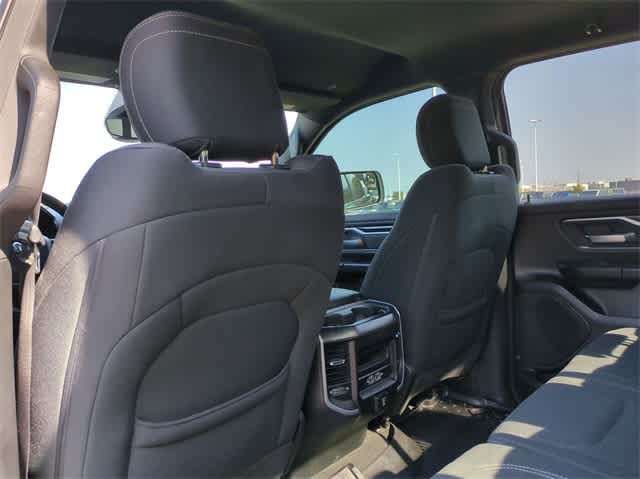 2020 Ram 1500 Big Horn 4x4 Crew Cab 57 Box 18