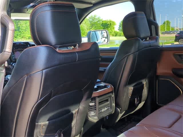 2019 Ram 1500 Longhorn 4x4 Crew Cab 57 Box 18