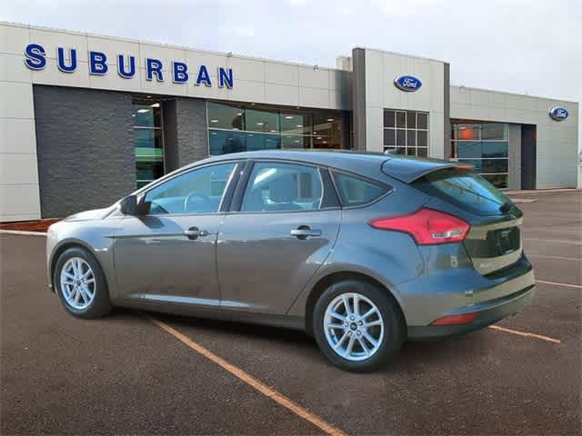 2016 Ford Focus SE 6