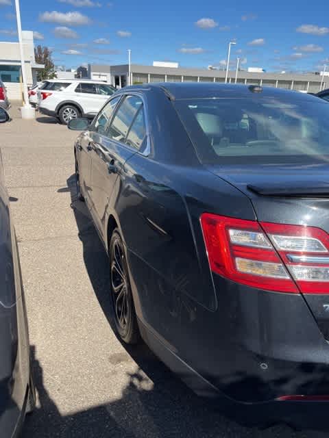 2013 Ford Taurus SHO 3