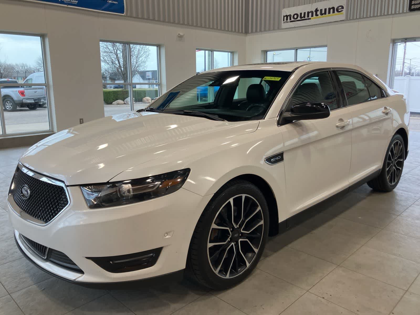 2017 Ford Taurus SHO AWD