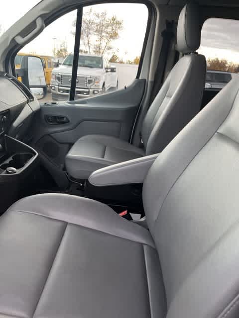 2018 Ford Transit Passenger XL 12