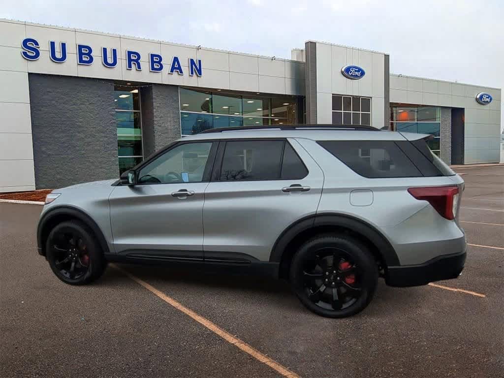 2024 Ford Explorer ST 6