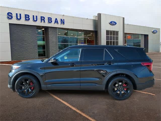 2022 Ford Explorer ST 5