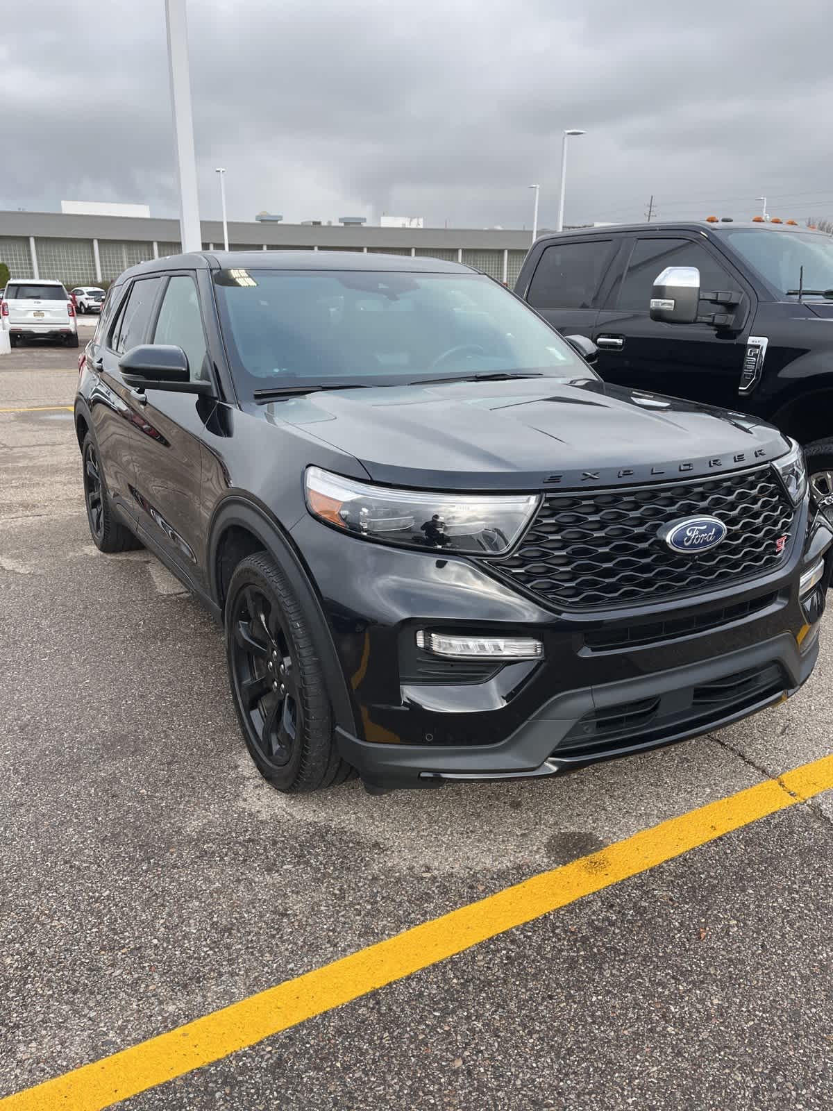 2022 Ford Explorer ST 6