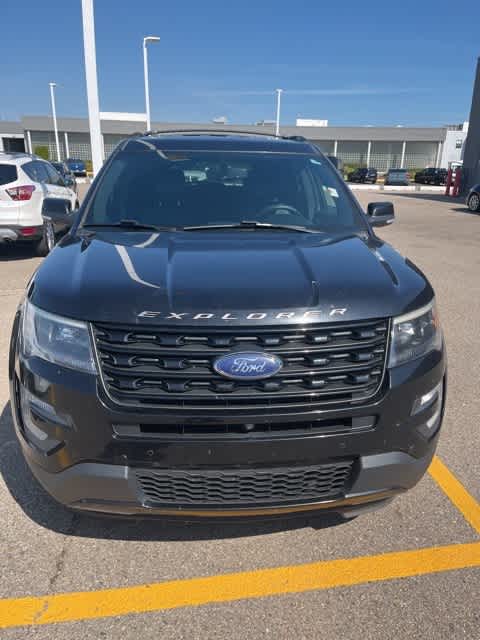 2017 Ford Explorer Sport 8