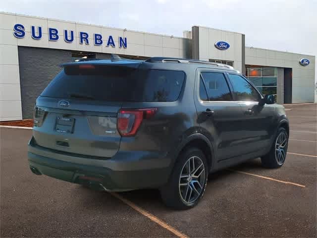 2017 Ford Explorer Sport 8