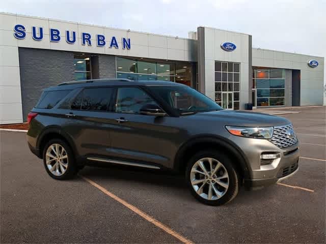 2022 Ford Explorer Platinum 2