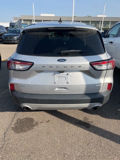 2020 Ford Escape SE 3