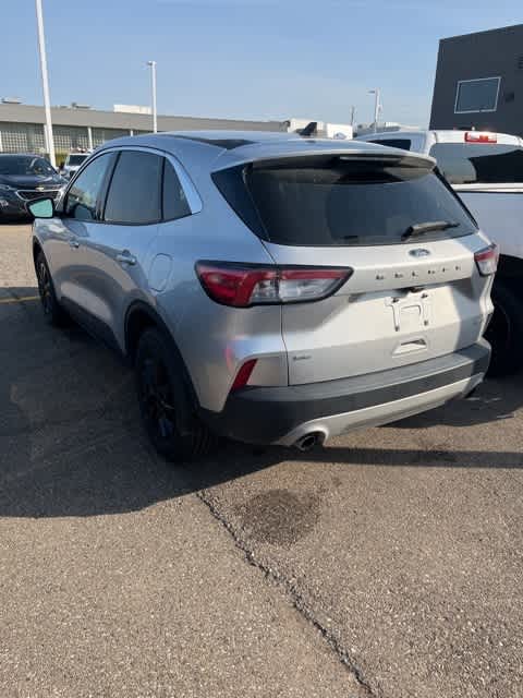 2020 Ford Escape SE 2