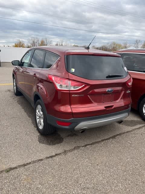 2015 Ford Escape SE 2