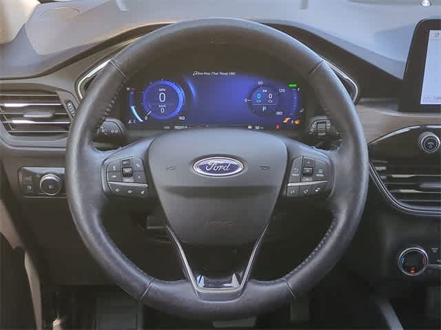 2020 Ford Escape Titanium Hybrid 22