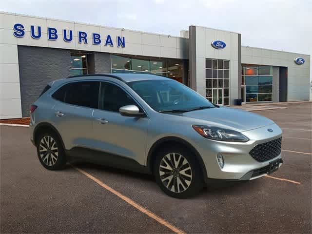 2020 Ford Escape Titanium Hybrid 2