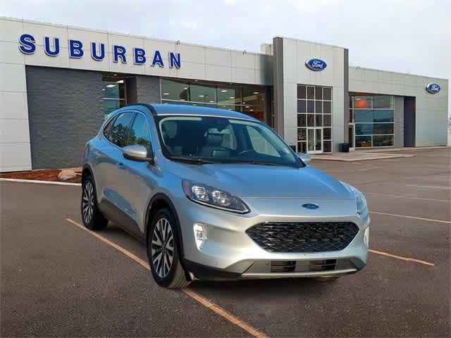 2020 Ford Escape Titanium Hybrid 2