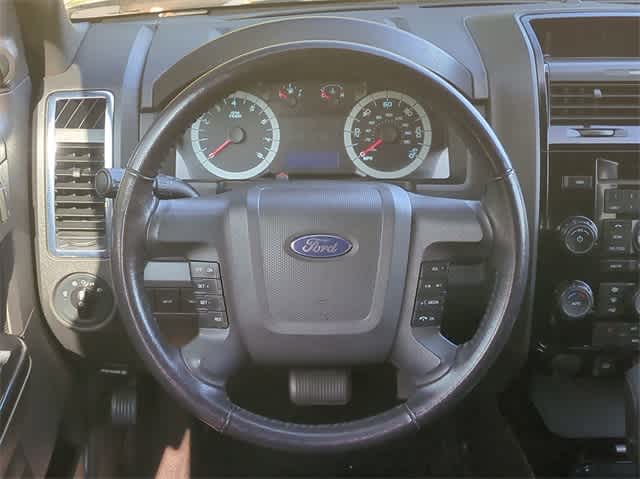 2011 Ford Escape Limited 24