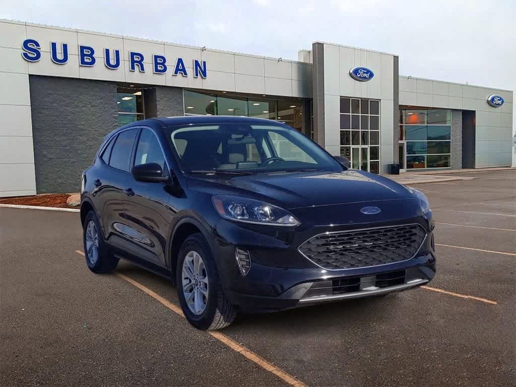 2022 Ford Escape SE 2