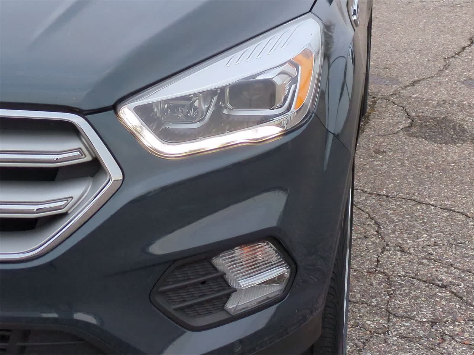 2019 Ford Escape Titanium 11