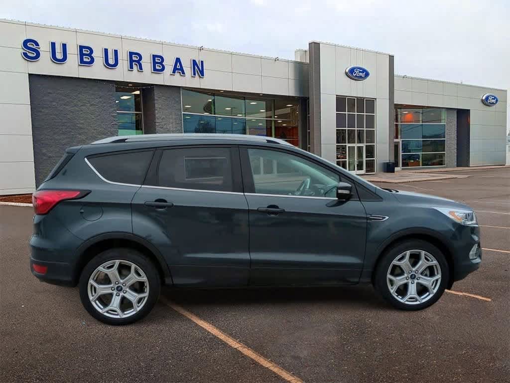 2019 Ford Escape Titanium 9