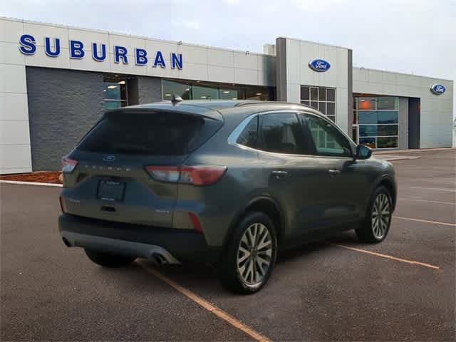 2022 Ford Escape Titanium 8